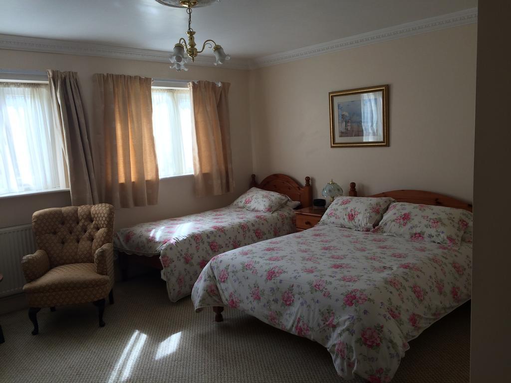Half Moon Hotel Alford  Chambre photo
